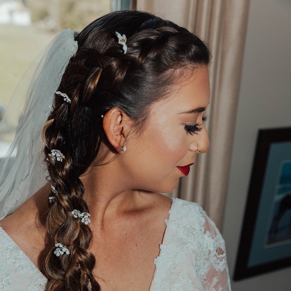 Meet your Posher, Emily - Picture 2 of 2